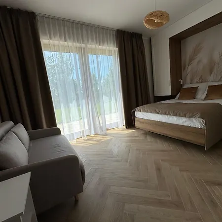 Villa Perla Marchowo - Dom Przy Jeziorze, Balia I Sauna Na Wylacznosc Kielno